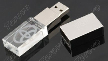 深圳市正益通批發(fā)激光內(nèi)雕3D立體logo的led水晶U盤。時 時尚激光內(nèi)雕水晶U盤 發(fā)光水晶U盤